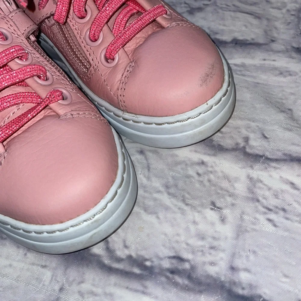 Camper Runner Up (Pink) Size 8.5